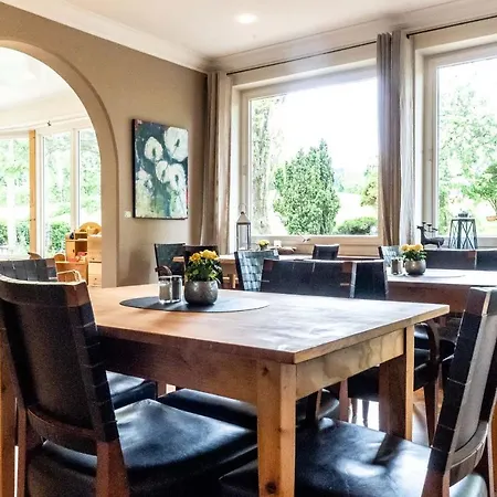 Seinz Wisdom - Bio-hotel Vegan-vegetarisch Отель 4*