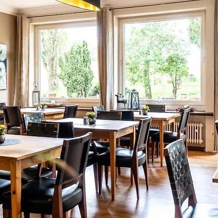 Отель Seinz Wisdom - Bio-hotel Vegan-vegetarisch Бад-Кольгруб