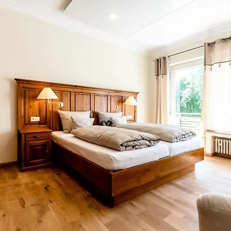 Seinz Wisdom - Bio-hotel Vegan-vegetarisch Hotel 4*