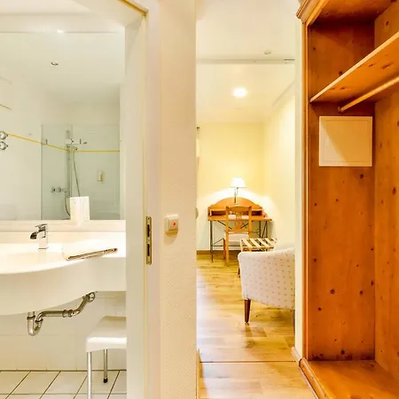 Seinz Wisdom - Bio-hotel Vegan-vegetarisch 4*