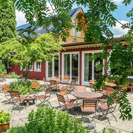 Seinz Wisdom - Bio-hotel Vegan-vegetarisch Hotel 4*
